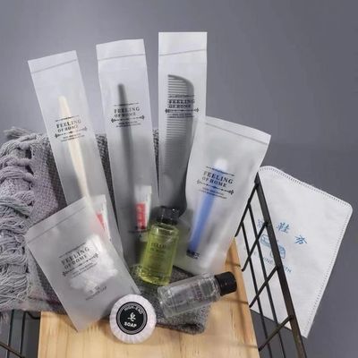 Conjunto de instalações de hotel de 5 estrelas com tampa de chuveiro / barbeador / kit de costura